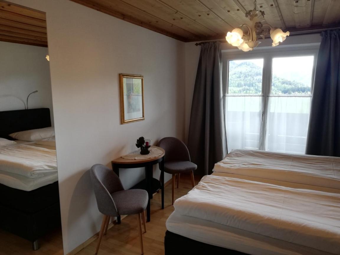 Appartements Ferienwohnungen Alpenblick Файстенау Екстериор снимка