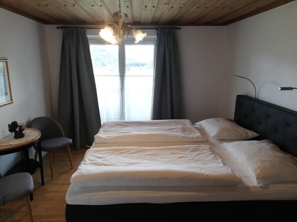 Appartements Ferienwohnungen Alpenblick Файстенау Екстериор снимка